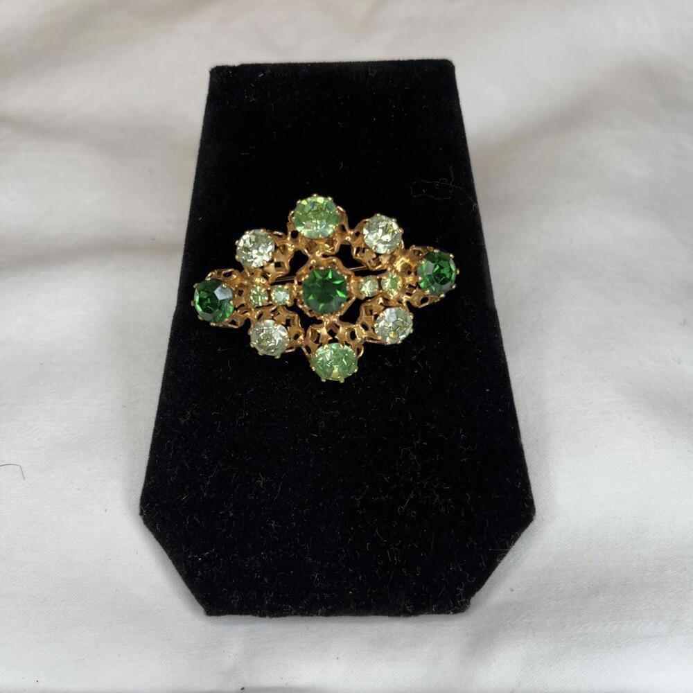 Vintage 10K Gold Plated Dark And Light Green Made In Austria Crystal Brooch EUC